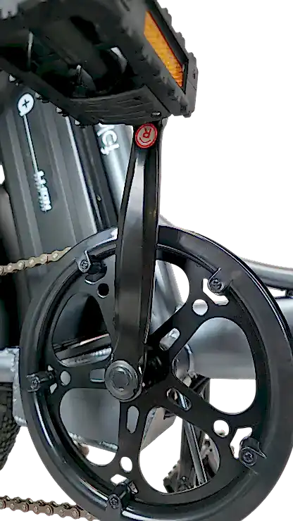 Alba Fold s elektrikli bisiklet pedal detayı